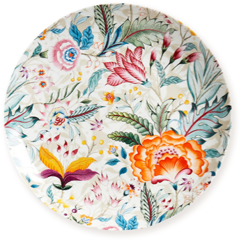 Assiette avec motifs